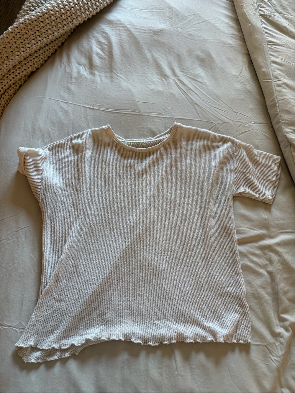 American Eagle Outfitters Cream Short Sleeve Waffle Knit Tee